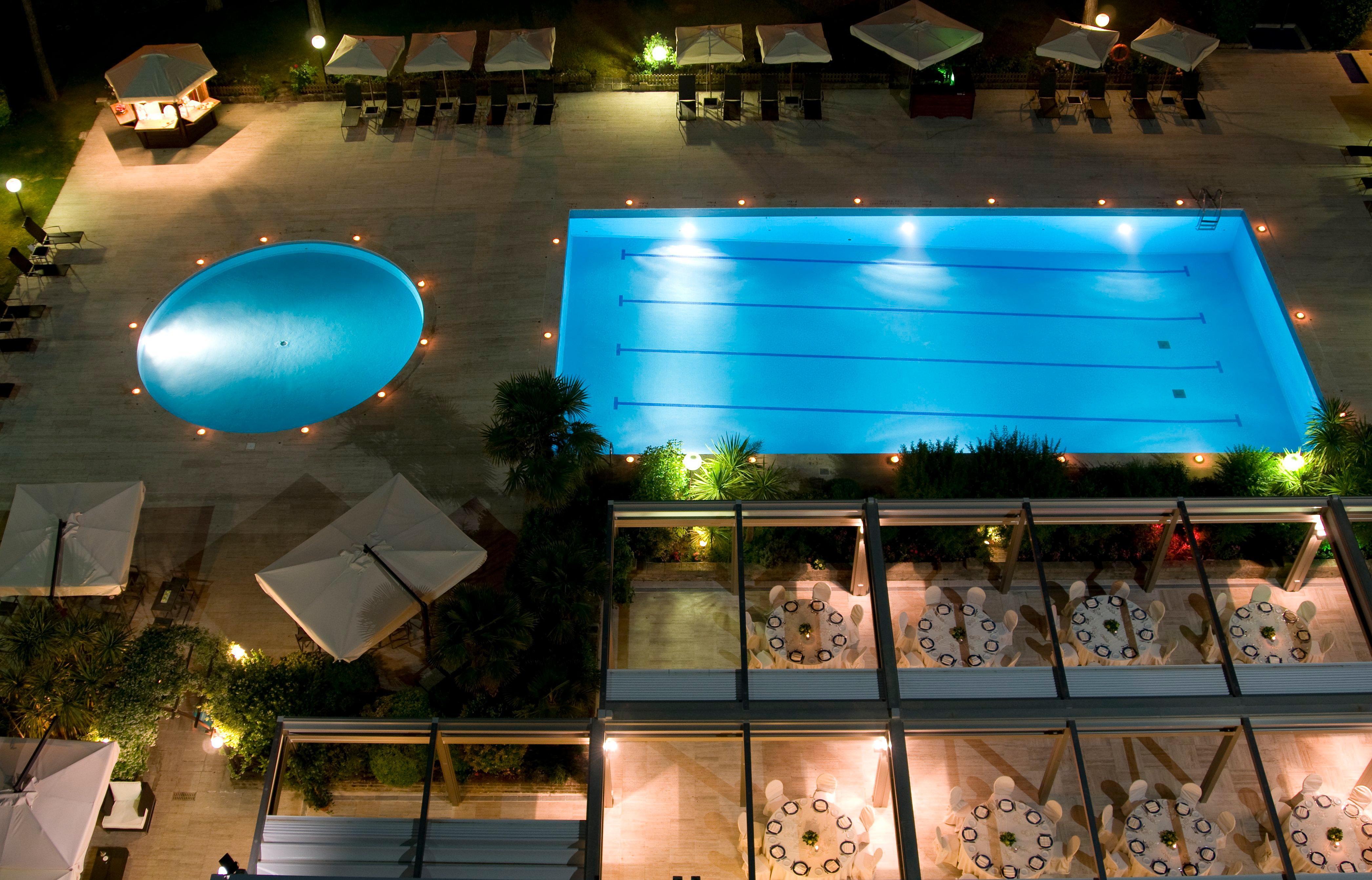 Holiday Inn Rome - Eur Parco Dei Medici By Ihg Roma Exterior foto