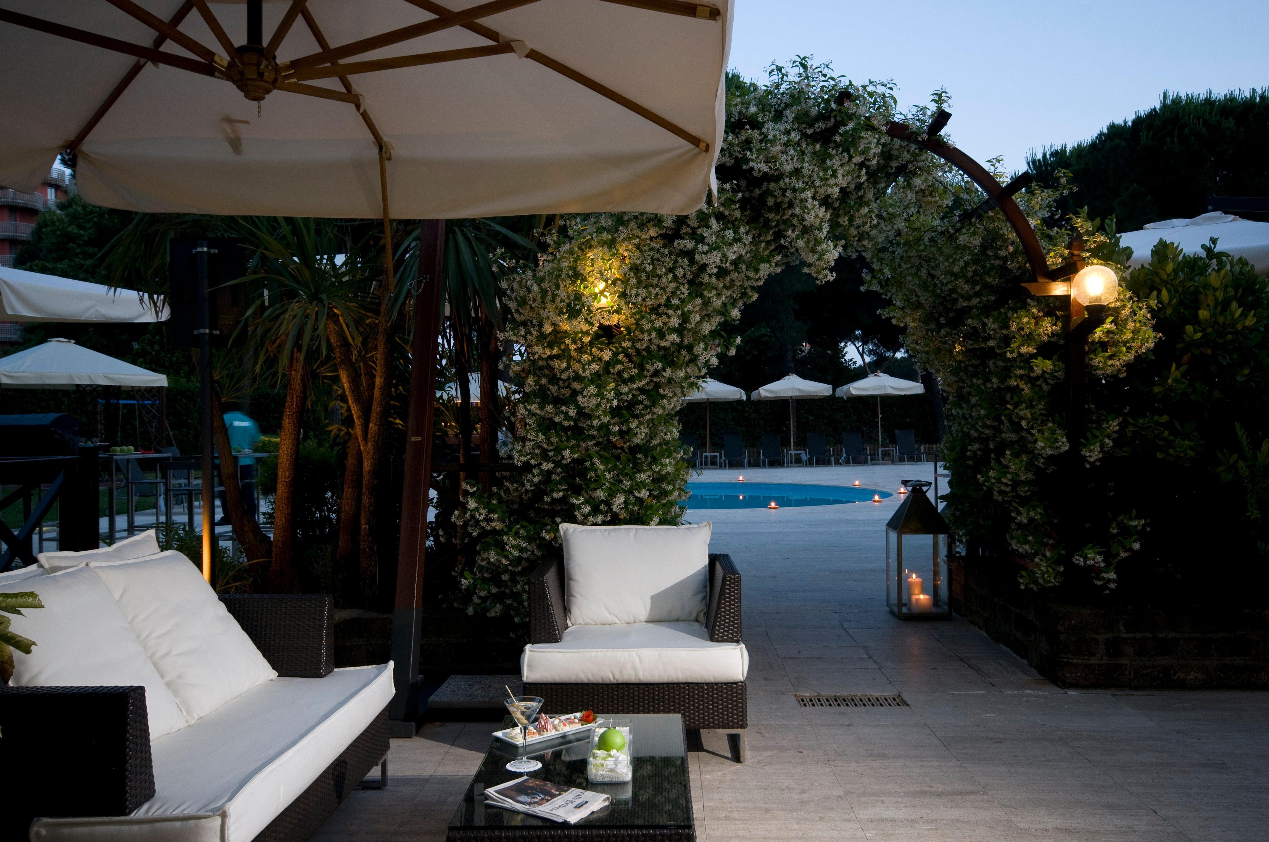 Holiday Inn Rome - Eur Parco Dei Medici By Ihg Roma Exterior foto
