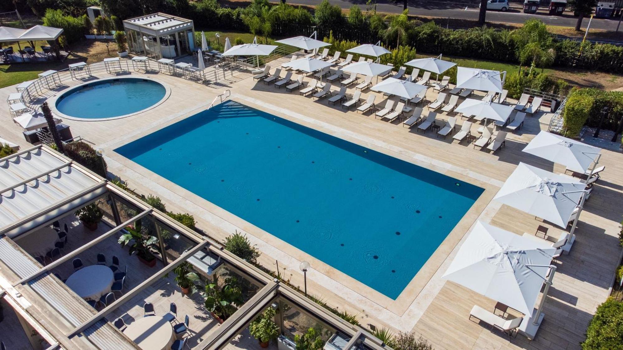 Holiday Inn Rome - Eur Parco Dei Medici By Ihg Roma Exterior foto
