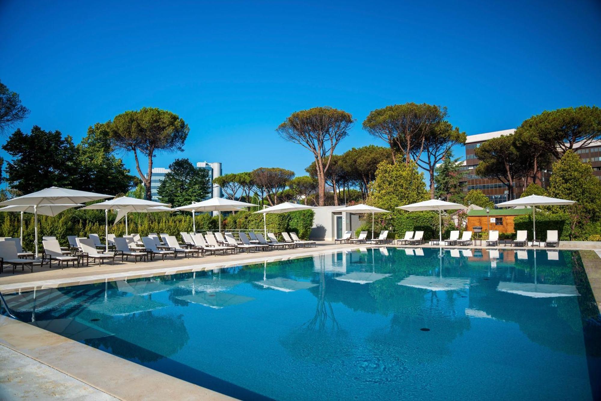 Holiday Inn Rome - Eur Parco Dei Medici By Ihg Roma Exterior foto