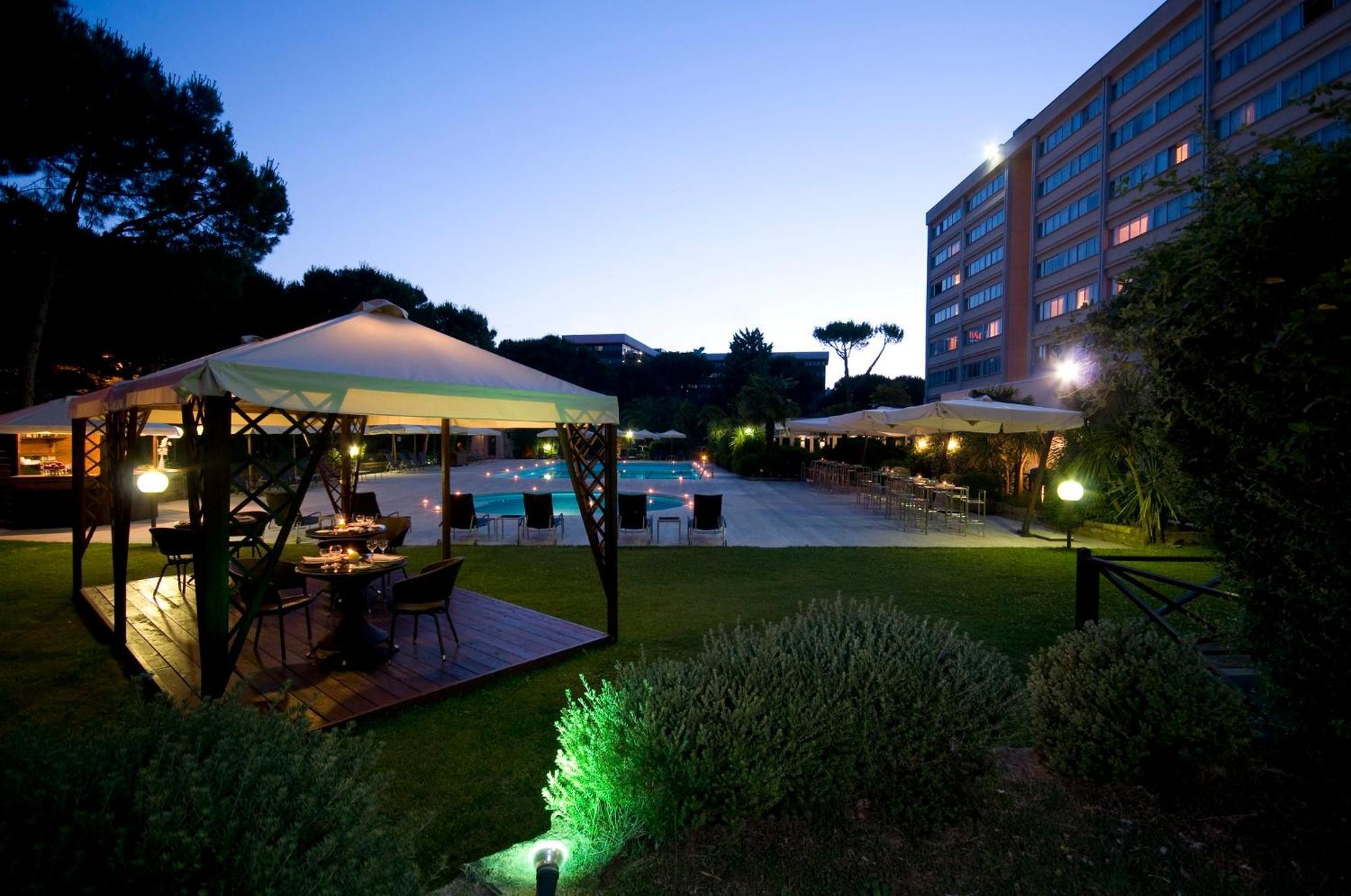 Holiday Inn Rome - Eur Parco Dei Medici By Ihg Roma Exterior foto